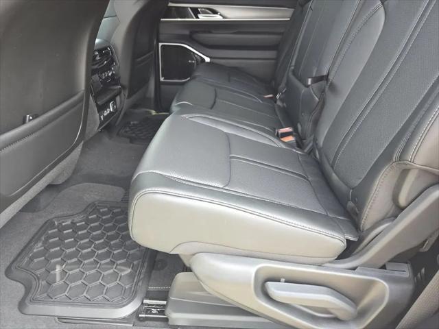 2026 Jeep Grand Wagoneer L Limited Reserve 4x4