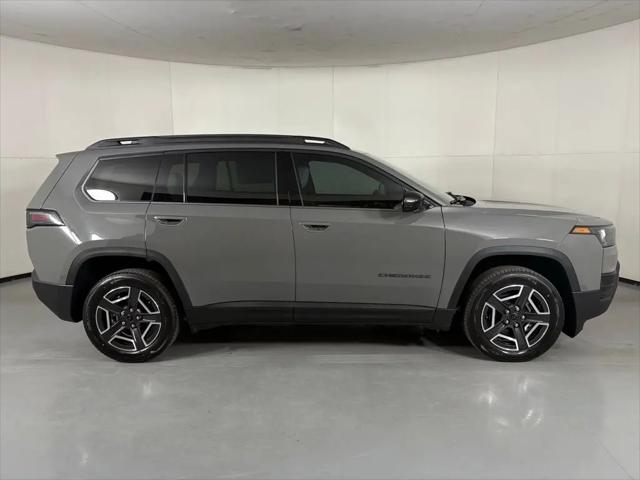 2026 Jeep Cherokee Laredo 4x4