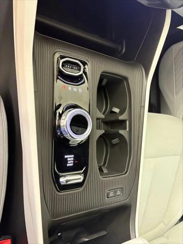 2026 Jeep Cherokee Laredo 4x4