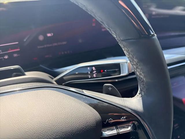 2025 Cadillac Escalade Sport
