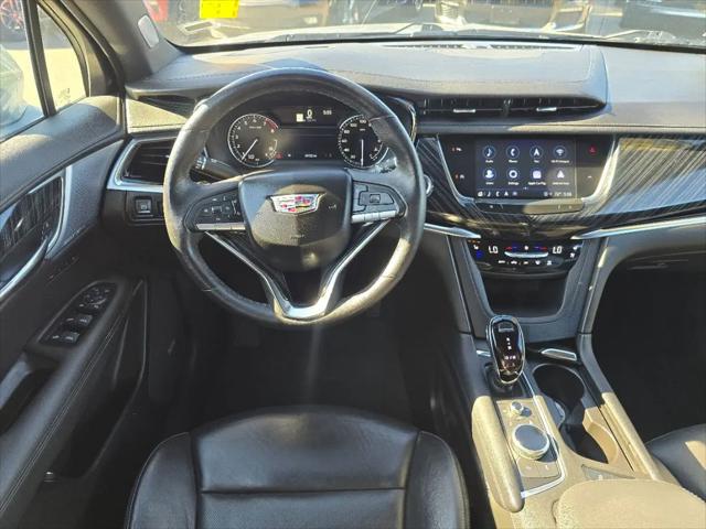 2025 Cadillac XT6 FWD Premium Luxury