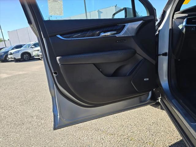 2025 Cadillac XT6 FWD Premium Luxury