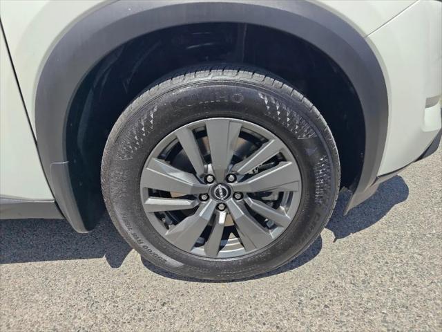 2022 Nissan Pathfinder SV 2WD