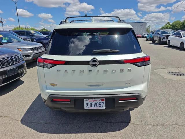2022 Nissan Pathfinder SV 2WD