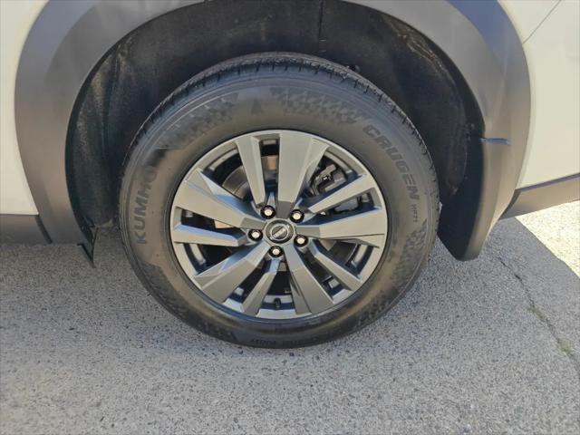 2022 Nissan Pathfinder SV 2WD