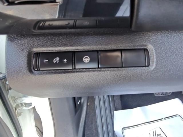 2022 Nissan Pathfinder SV 2WD