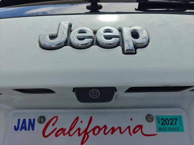 2019 Jeep Cherokee Limited FWD