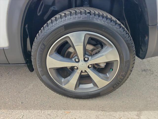 2019 Jeep Cherokee Limited FWD