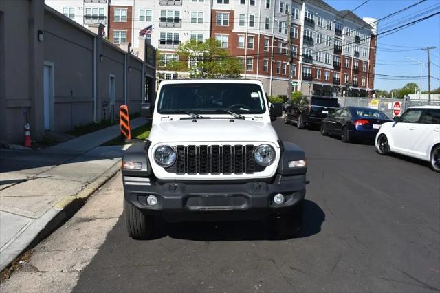 2025 Jeep Wrangler 4-Door Summit 4x4