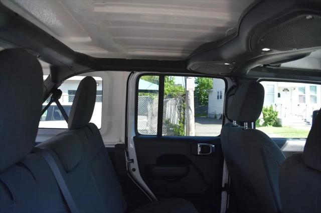 2025 Jeep Wrangler 4-Door Summit 4x4
