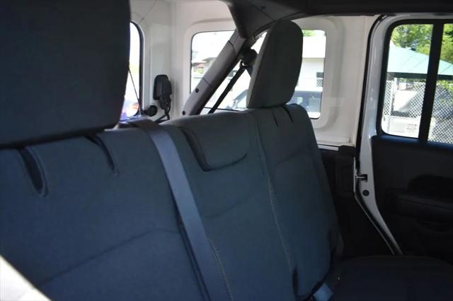 2025 Jeep Wrangler 4-Door Summit 4x4