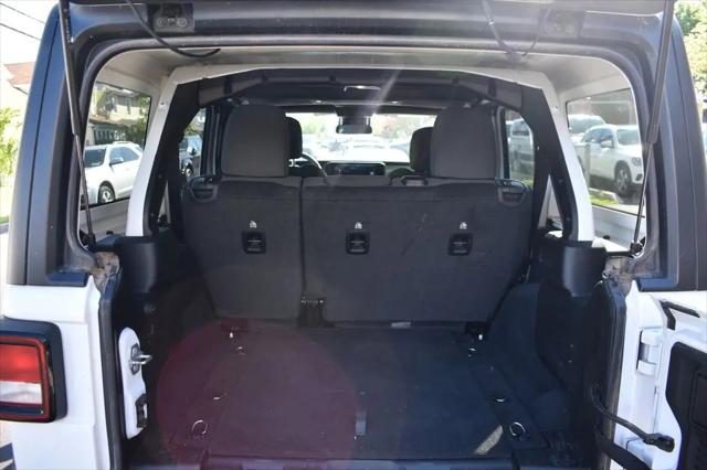 2025 Jeep Wrangler 4-Door Summit 4x4
