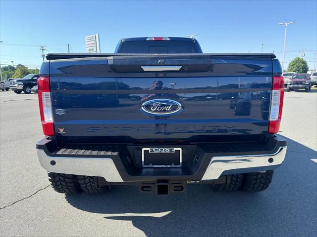 2017 Ford F-350 LARIAT