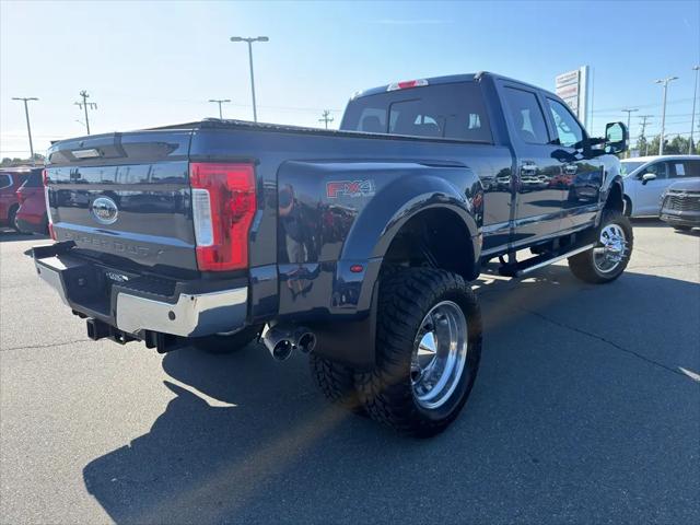 2017 Ford F-350 LARIAT