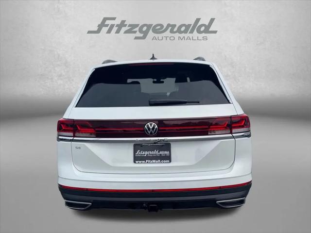 2026 Volkswagen Atlas SE with Technology