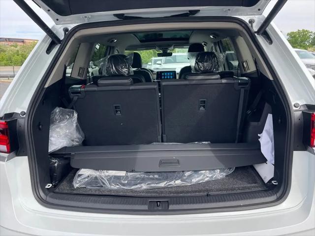 2026 Volkswagen Atlas SE with Technology