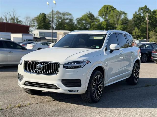 2022 Volvo XC90 T5 Momentum 7 Passenger