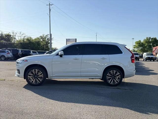 2022 Volvo XC90 T5 Momentum 7 Passenger