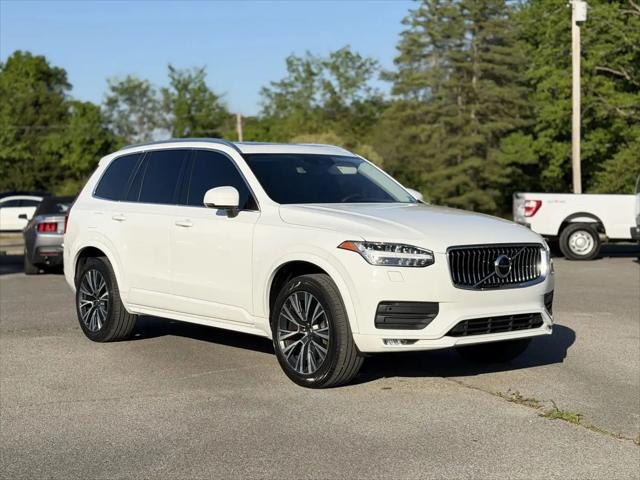 2022 Volvo XC90 T5 Momentum 7 Passenger
