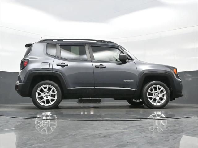 2022 Jeep Renegade Latitude 4x4