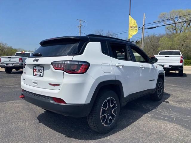 2025 Jeep Compass Trailhawk 4x4