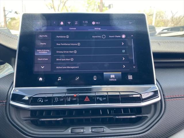 2025 Jeep Compass Trailhawk 4x4
