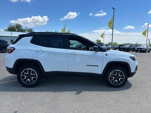 2025 Jeep Compass Trailhawk 4x4