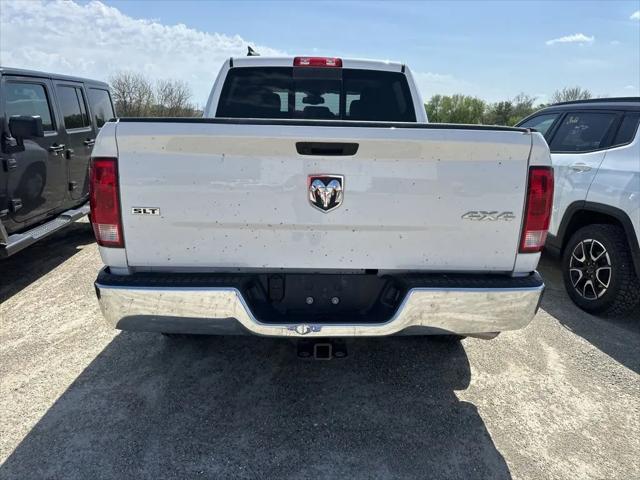2023 Ram 1500 Classic SLT Crew Cab 4x4 5'7" Box