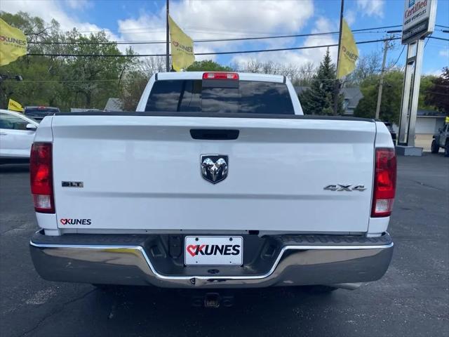 2023 Ram 1500 Classic SLT Crew Cab 4x4 5'7" Box