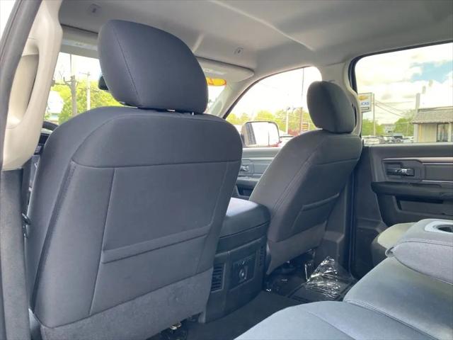 2023 Ram 1500 Classic SLT Crew Cab 4x4 5'7" Box