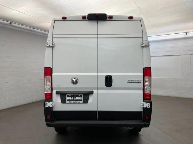 2026 Ram ProMaster Cargo Van Tradesman High Roof 159" WB w/Pass Seat