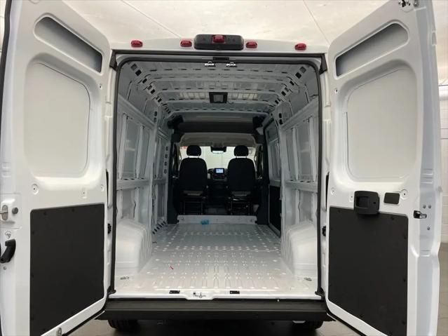 2026 Ram ProMaster Cargo Van Tradesman High Roof 159" WB w/Pass Seat