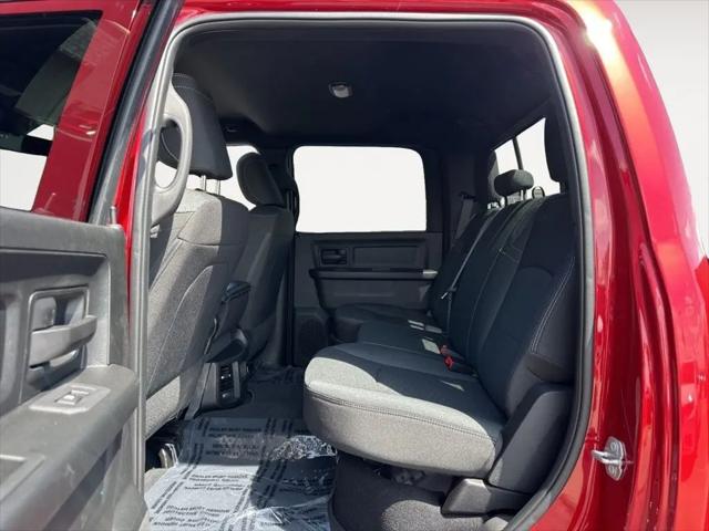 2026 Ram 2500 Black Express Crew Cab 4x4 64 Box