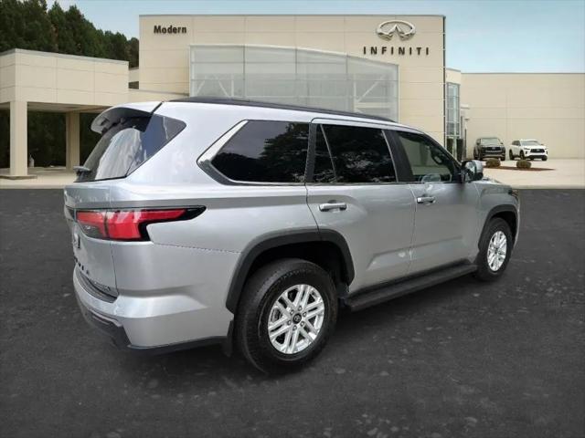 2025 Toyota Sequoia SR5