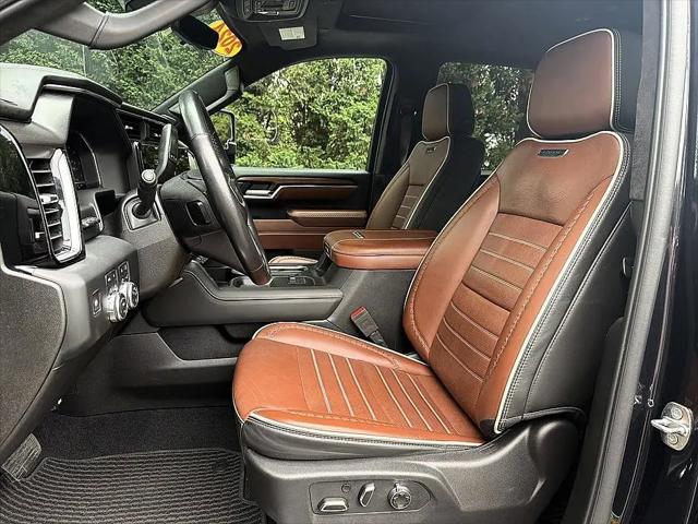 2024 GMC Sierra 3500HD Denali Ultimate