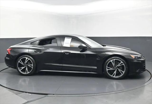 2022 Audi e-tron GT Premium Plus quattro