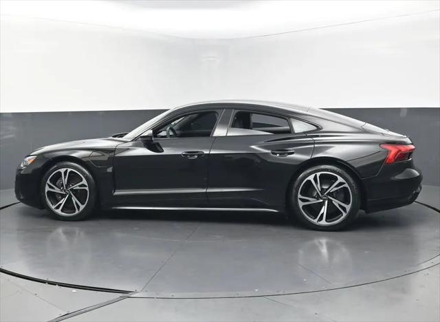2022 Audi e-tron GT Premium Plus quattro