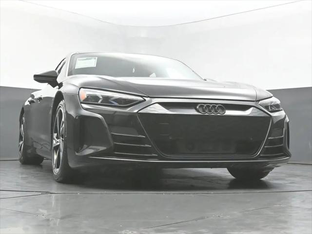 2022 Audi e-tron GT Premium Plus quattro