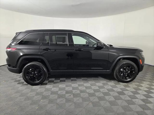 2026 Jeep Grand Cherokee Altitude 4x2