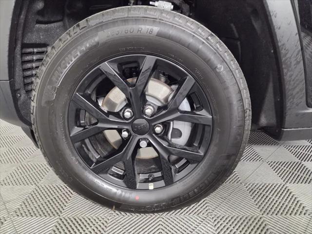 2026 Jeep Grand Cherokee Altitude 4x2