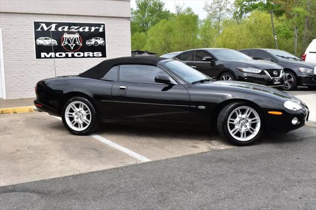 2002 Jaguar XK8 Standard