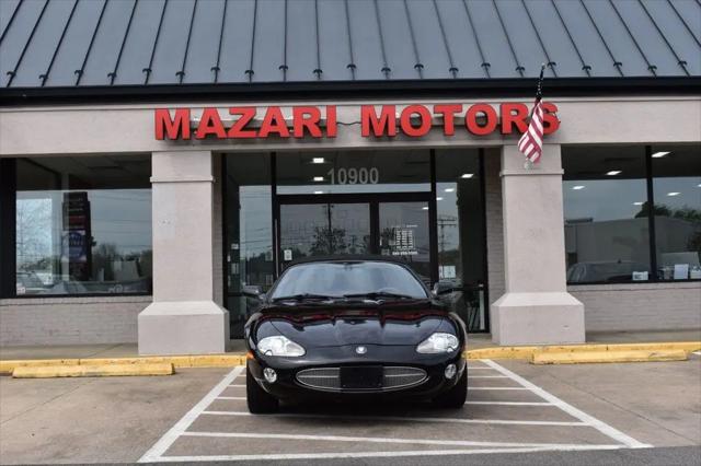 2002 Jaguar XK8 Standard