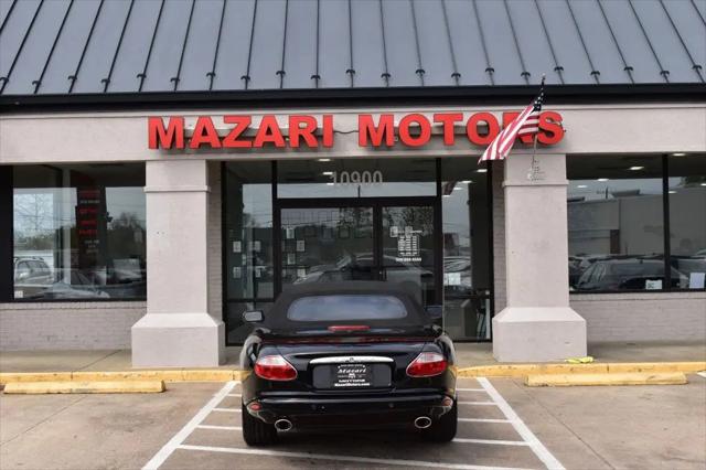2002 Jaguar XK8 Standard