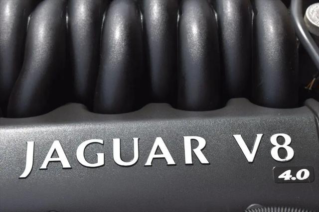 2002 Jaguar XK8 Standard