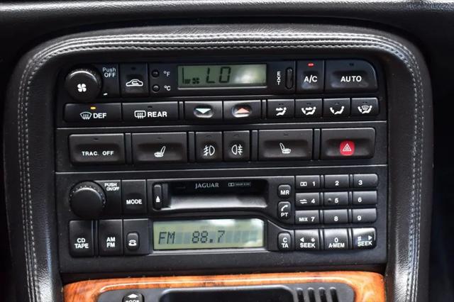2002 Jaguar XK8 Standard