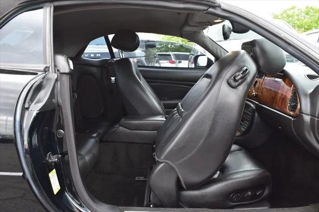 2002 Jaguar XK8 Standard