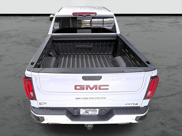2024 GMC Sierra 1500 4WD Crew Cab Short Box AT4