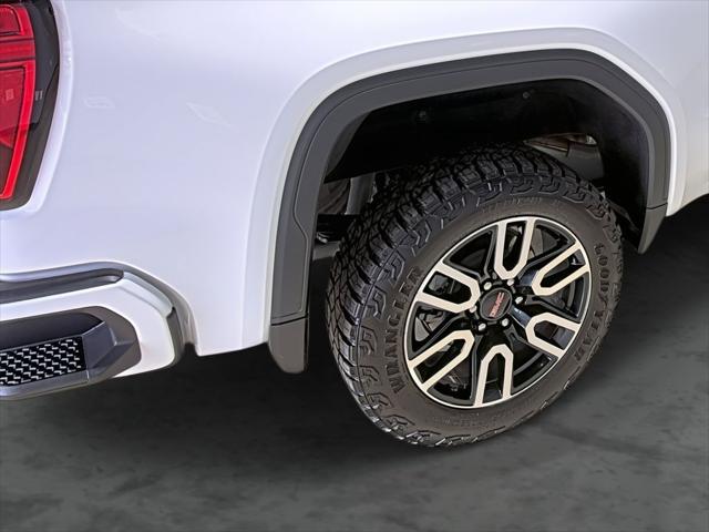 2024 GMC Sierra 1500 4WD Crew Cab Short Box AT4