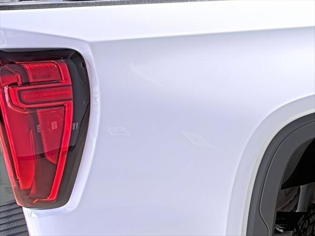 2024 GMC Sierra 1500 4WD Crew Cab Short Box AT4