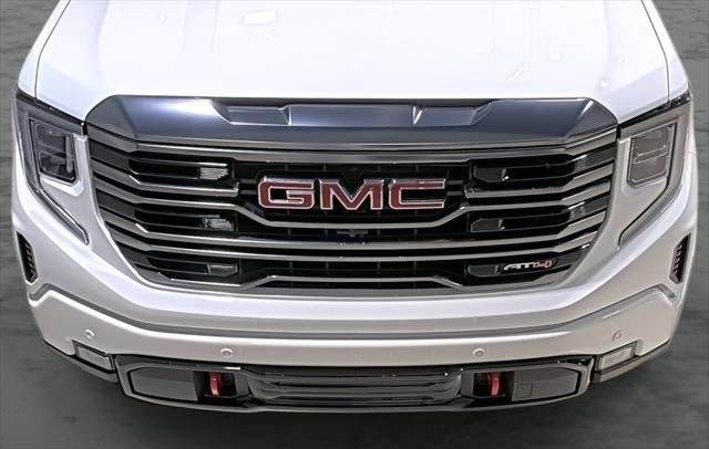 2024 GMC Sierra 1500 4WD Crew Cab Short Box AT4